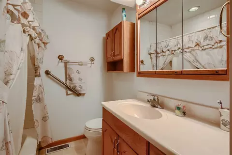 12 S Melrose Ave, Elgin, IL 60123 photo 11