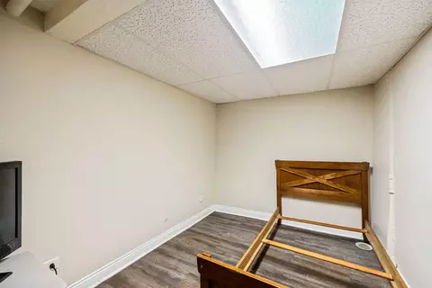 2959 E 80th Pl, Chicago, IL 60617 photo 21