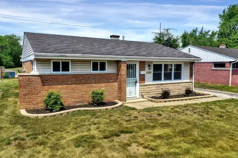 1534 Burnham Ave, Calumet City, IL 60409