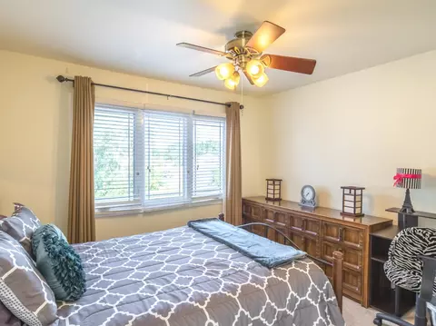 Bedroom - 18614 Michael Dr, Hazel Crest, IL 60429 photo 3 of 4