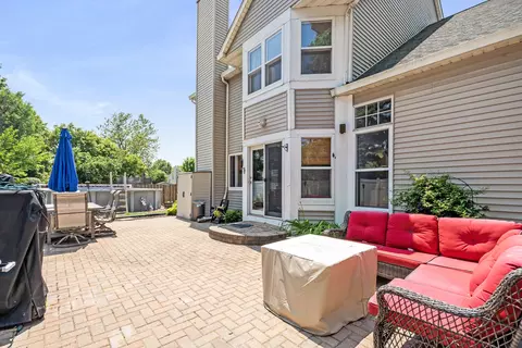 2461 Hayloft Ln, Elgin, IL 60124 photo 22