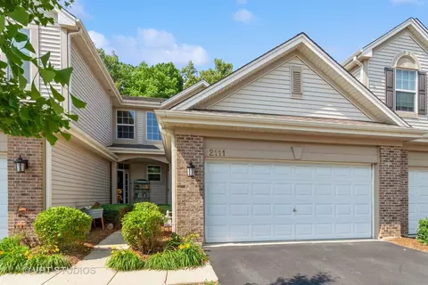 2111 Muirfield Ct, Yorkville, IL 60560