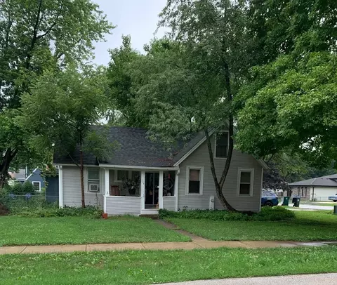 105 Branford Ave, Batavia, IL 60510
