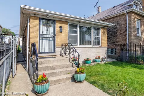 1525 N Kostner Ave, Chicago, IL 60651