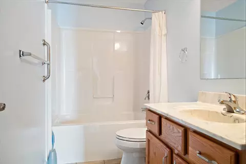 1609 Parkview Dr, Eureka, IL 61530 photo 24