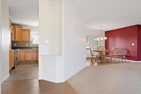 1609 Parkview Dr, Eureka, IL 61530 photo 6