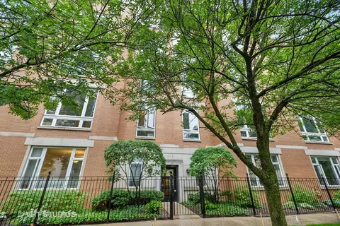 1015 W Buena Ave #3E, Chicago, IL 60613