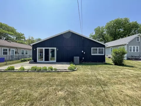 8306 44th Pl, Lyons, IL 60534 photo 3