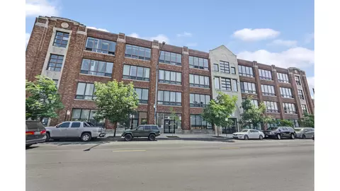 4131 W Belmont Ave #307, Chicago, IL 60641