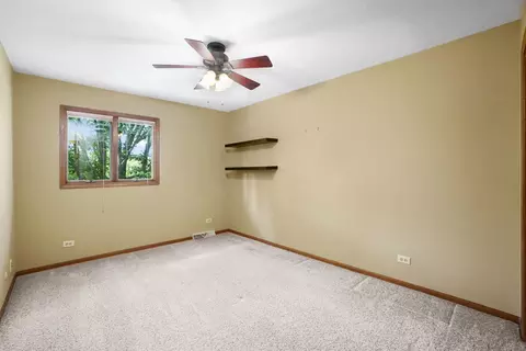 1127 Hidden Spring Dr, Naperville, IL 60540 photo 22