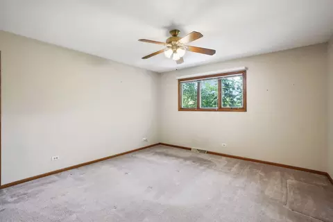 1127 Hidden Spring Dr, Naperville, IL 60540 photo 25