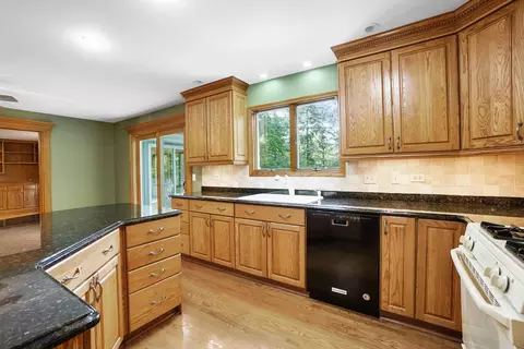 1127 Hidden Spring Dr, Naperville, IL 60540 photo 12