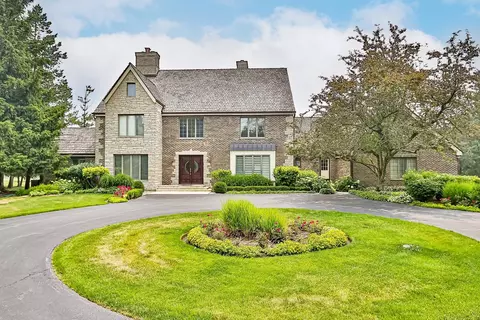 1 Hickory Ln, Barrington Hills, IL 60010