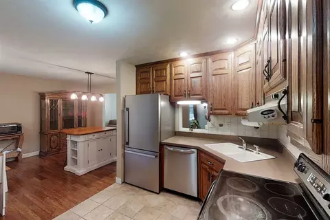 8 Foley Ave, Bloomington, IL 61701 photo 26