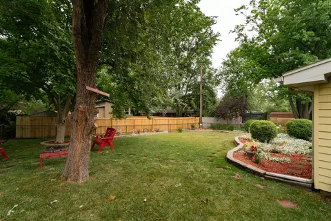 8 Foley Ave, Bloomington, IL 61701 photo 15