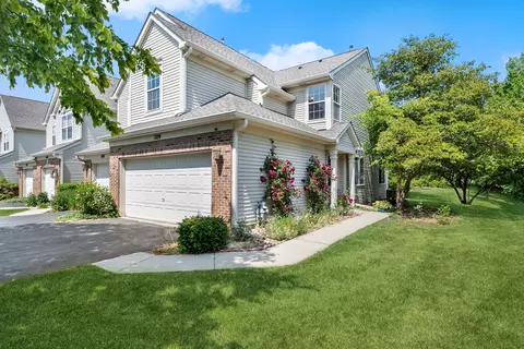 1379 Redbridge Ct, Grayslake, IL 60030