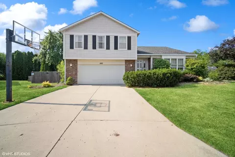 1003 Cumberland Ct, Buffalo Grove, IL 60089