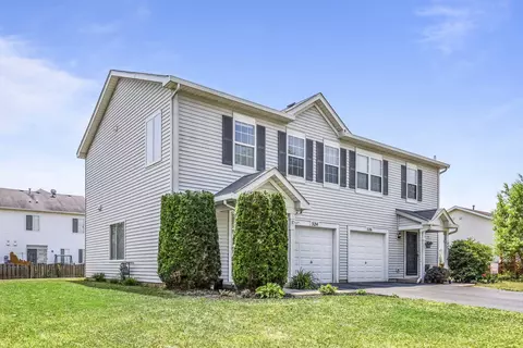 324 Gregory Ln, Plano, IL 60545 photo 2
