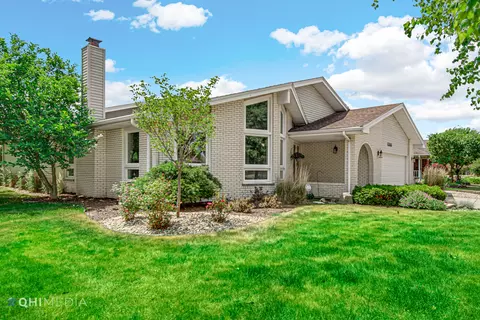 1318 Andrea Dr, New Lenox, IL 60451