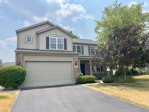 6910 Twin Falls Dr, Plainfield, IL 60586