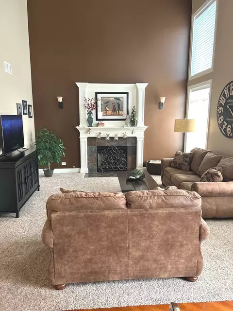6910 Twin Falls Dr, Plainfield, IL 60586 photo 2