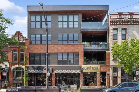 1904 W Division St #2N, Chicago, IL 60622