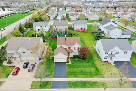 119 Bennington Ln, Bartlett, IL 60133 photo 19