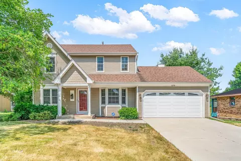1078 Almond Dr, Aurora, IL 60506