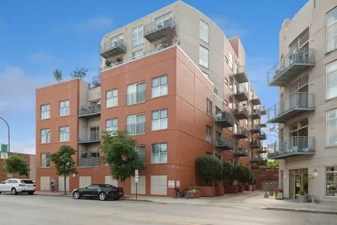 1210 Chicago Ave #C302, Evanston, IL 60202