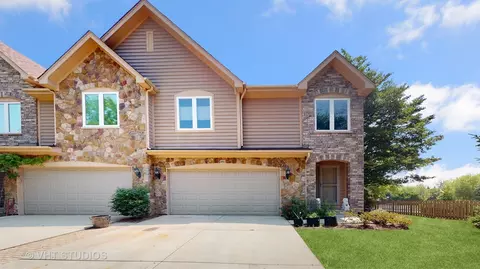 254 Taylor Ct, Buffalo Grove, IL 60089