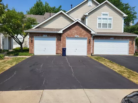 2141 Fulham Dr, Naperville, IL 60564