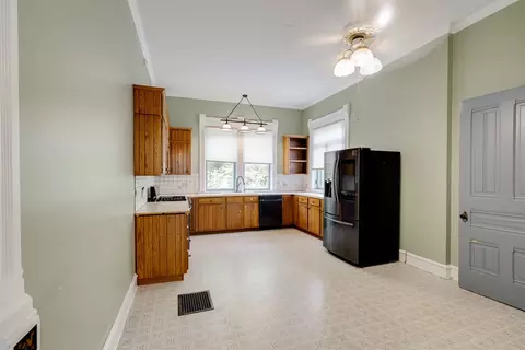 809 N Mclean St, Bloomington, IL 61701 photo 14