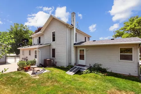 6293 High St, Freeport, IL 61032 photo 32