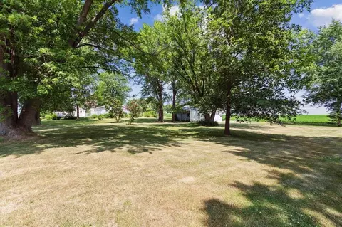 6293 High St, Freeport, IL 61032 photo 34