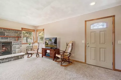 6293 High St, Freeport, IL 61032 photo 19