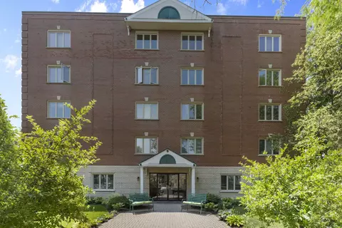 6800 N Harlem Ave #304, Chicago, IL 60631