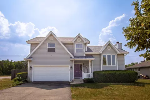 905 Meadowbrook Rd, Elwood, IL 60421