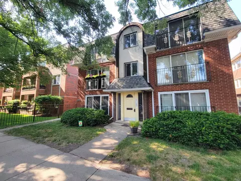 5543 W Higgins Ave #2, Chicago, IL 60630