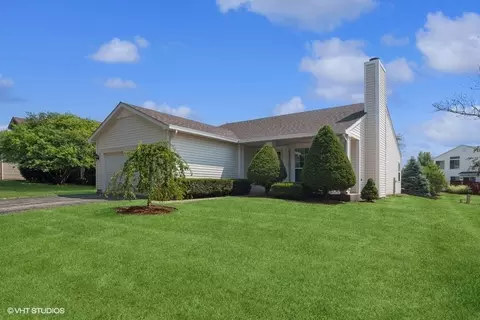 115 Periwinkle Ln, Bolingbrook, IL 60490