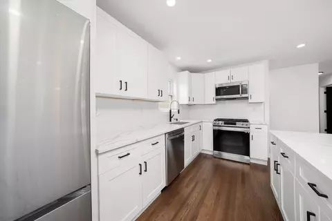 2718 E 127th St, Chicago, IL 60633 photo 4
