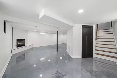 2718 E 127th St, Chicago, IL 60633 photo 11