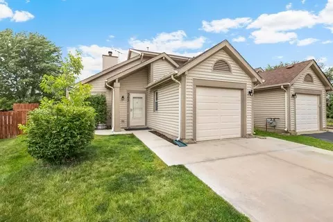 363 Cedar Ct, Carol Stream, IL 60188