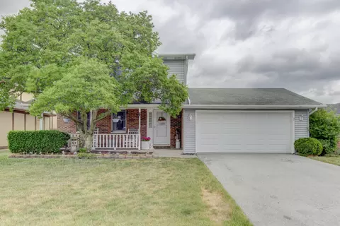 20113 Redwood Ave, Lynwood, IL 60411
