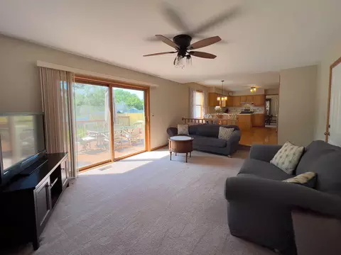 2153 Niagara Ct, Elgin, IL 60123 photo 16