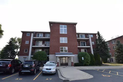 231 N Mill Rd #14, Addison, IL 60101