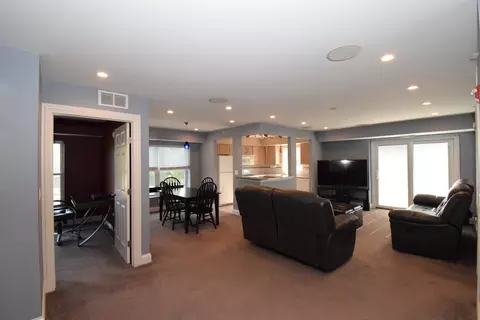 231 N Mill Rd #14, Addison, IL 60101 photo 4