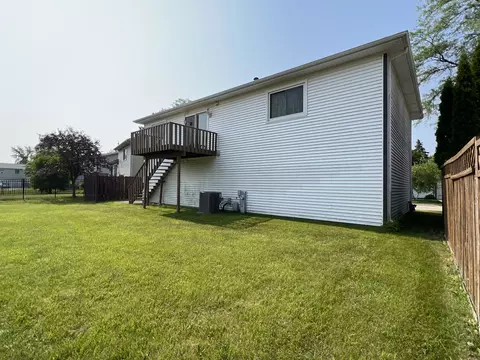 4506 Harbor Cir, Hoffman Estates, IL 60192 photo 25