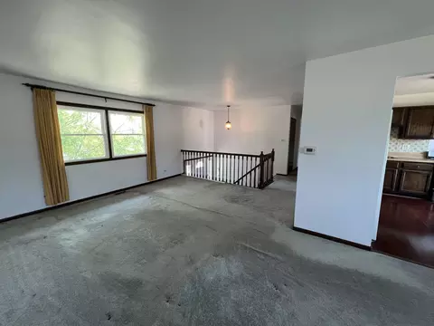 4506 Harbor Cir, Hoffman Estates, IL 60192 photo 6