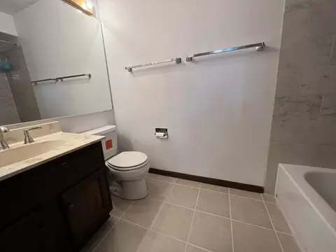 4506 Harbor Cir, Hoffman Estates, IL 60192 photo 18