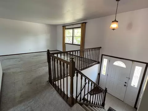 4506 Harbor Cir, Hoffman Estates, IL 60192 photo 5